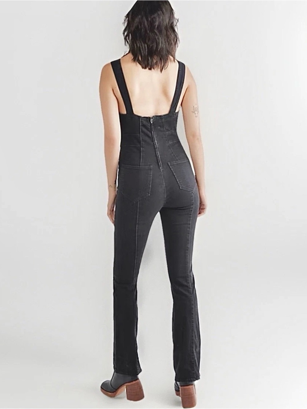 Free People We The Free NWOT Light My Fire Charcoal Black Jumpsuit Overalls, Med - Picture 9 of 12